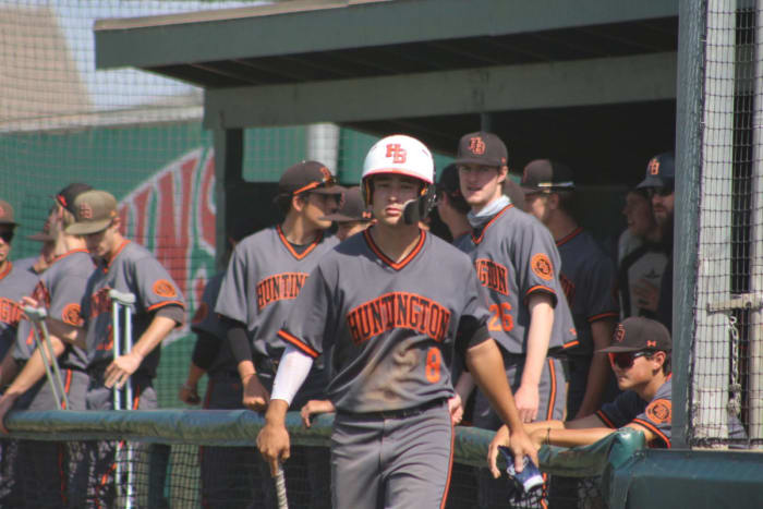 Los-Alamitos-vs.-Huntington-Beach-baseball_8652
